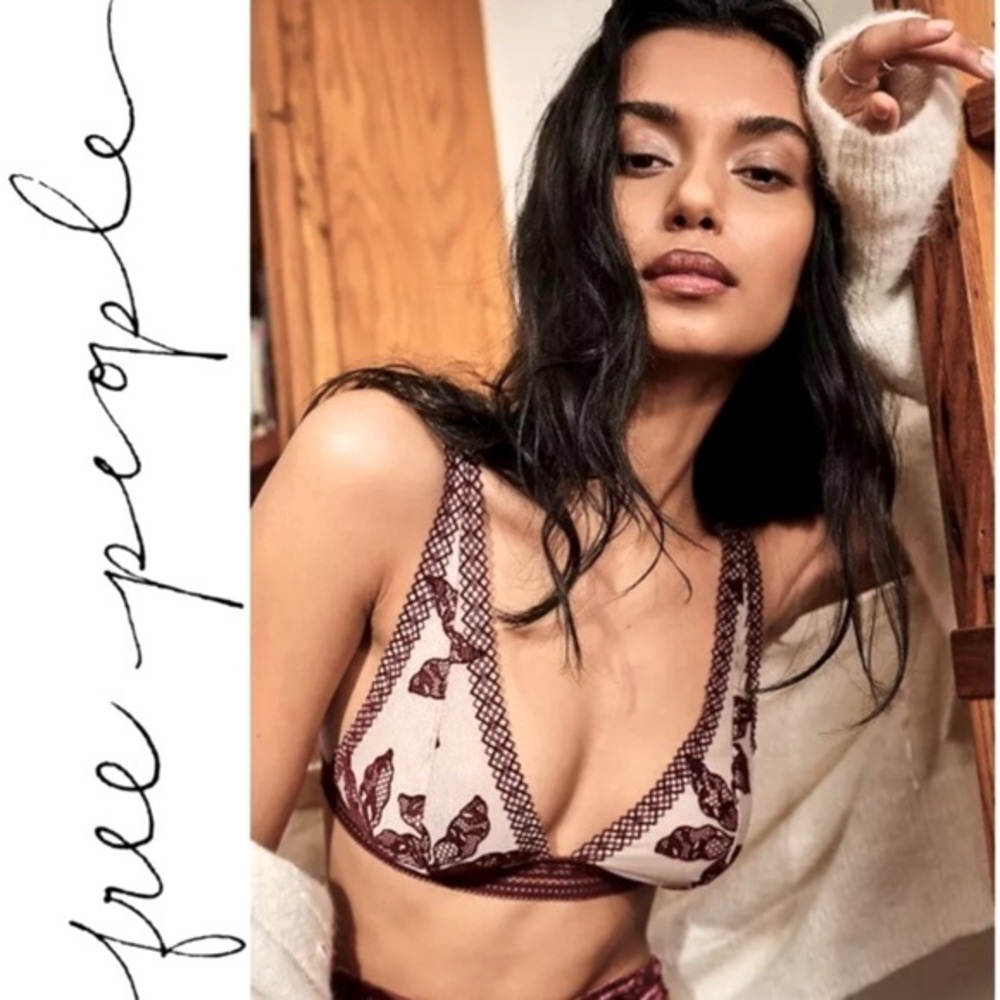 Free People Bralette Sexy Wine Red Small 34A NEW NWT